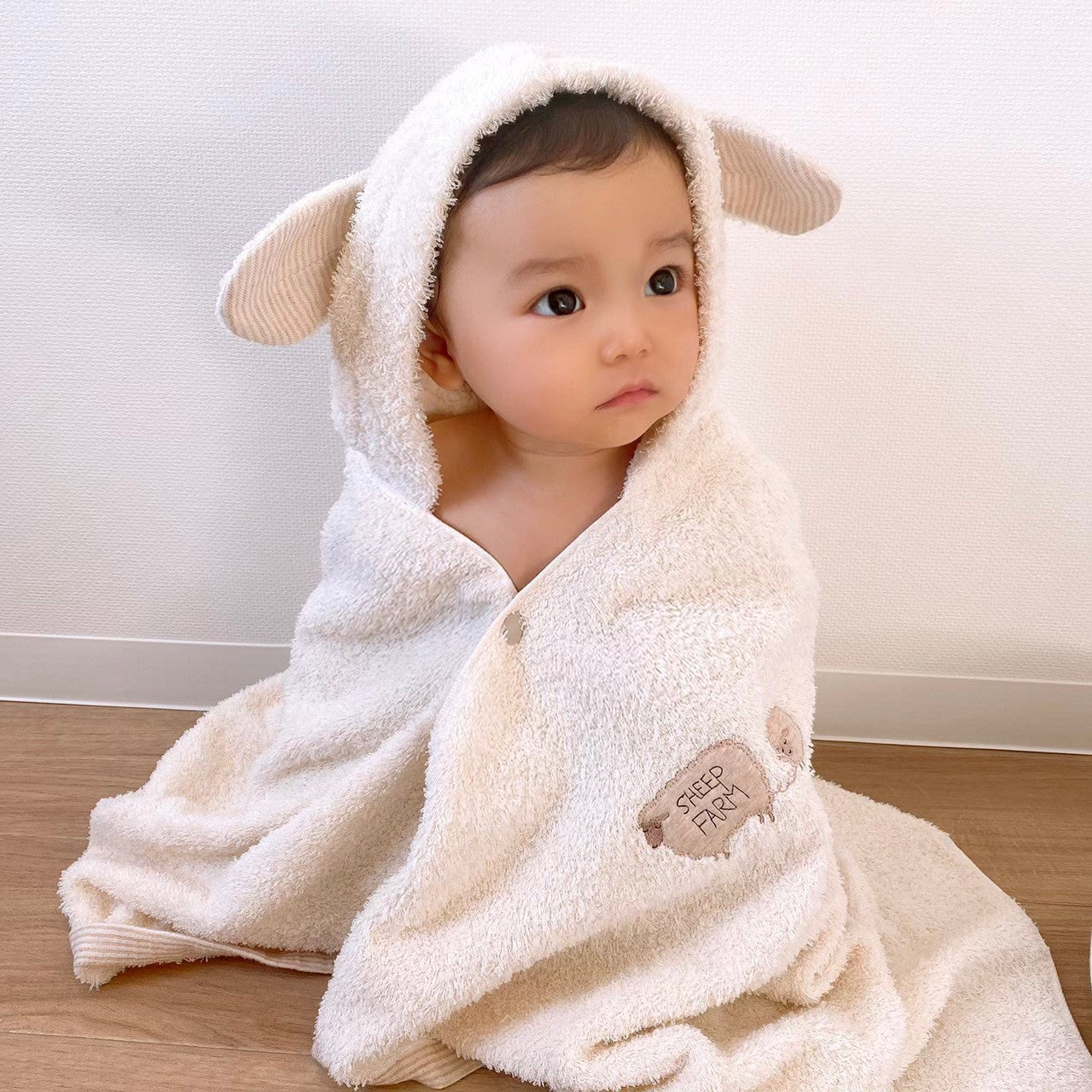 Sheep Themed Towel (Tan)